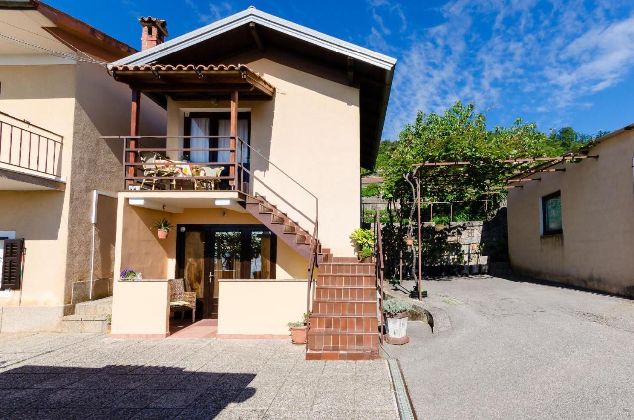 Apartments Ilinka Lovran Exterior photo